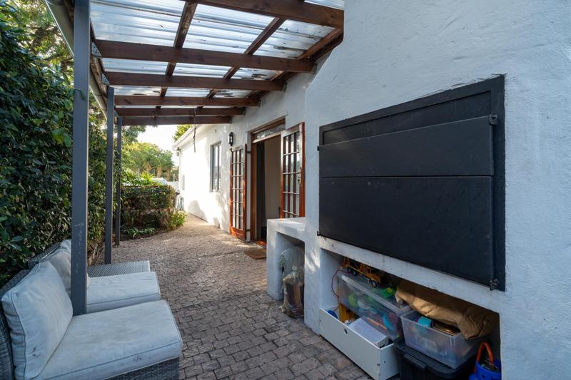2 Bedroom Property for Sale in Harfield Village Western Cape